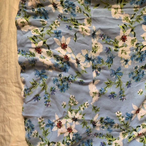 Floral peplum tip - Picture 6 of 8